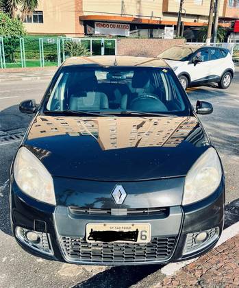 RENAULT SANDERO 1.6 PRIVILÉGE 16V FLEX 4P AUTOMÁTICO